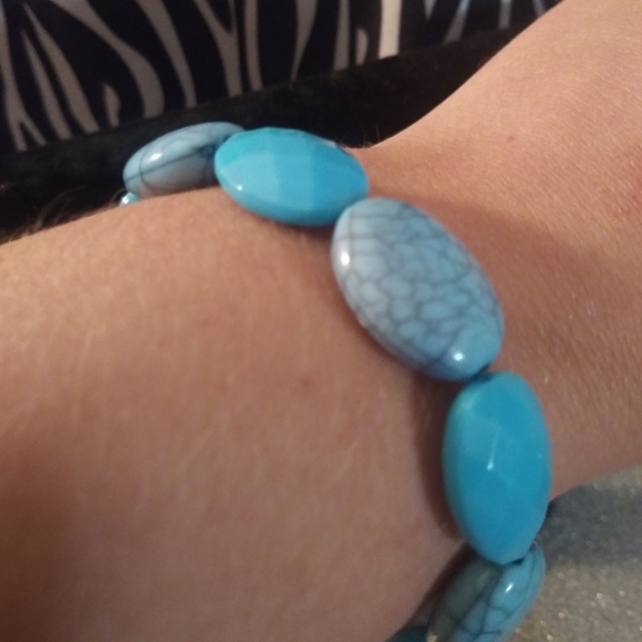 Blue Stone Beaded Bracelet - Picture 1 of 3